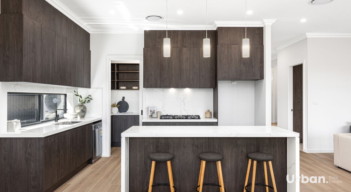 Glenmore Park 19 Shorthorn Avenue