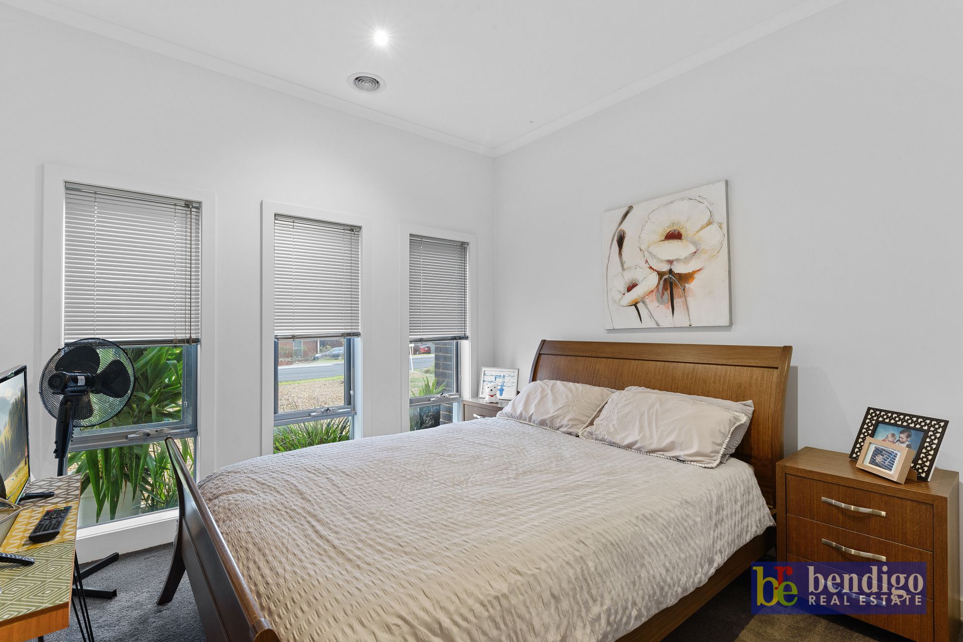 8a Houlahan Street Flora Hill VIC, Hill - Thumbnail 5