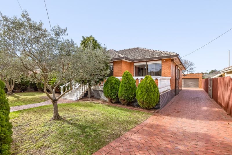 26 Sturdee Street, Reservoir