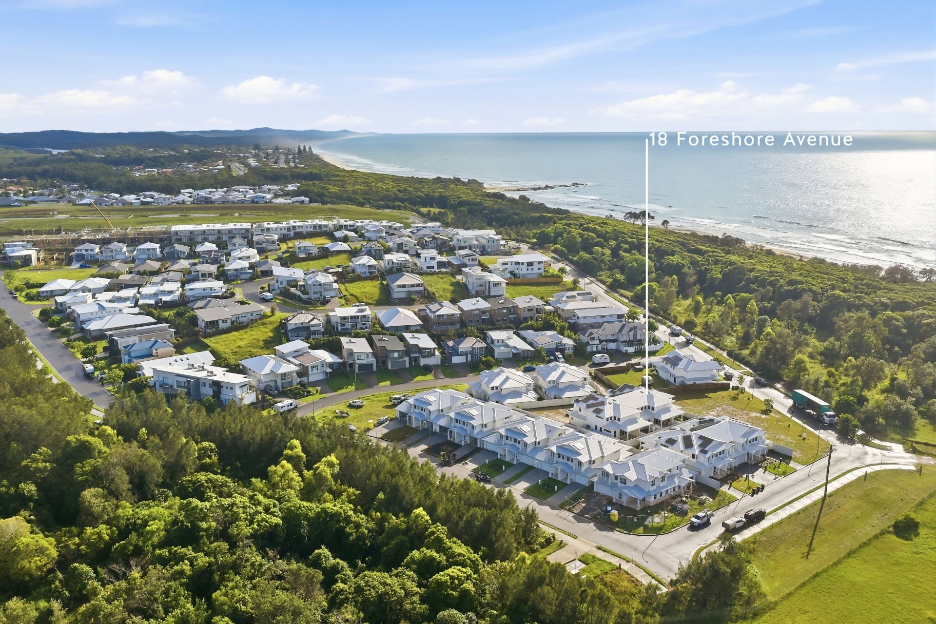 18 Foreshore Avenue Lake Cathie NSW, Lake Cathie - Thumbnail 2