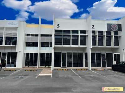 Superbly Appointed Office!