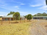 25 Stones Road, Alexandra VIC