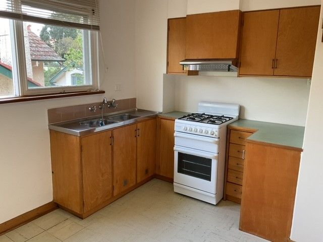 Spacious Light Filled Apartment!