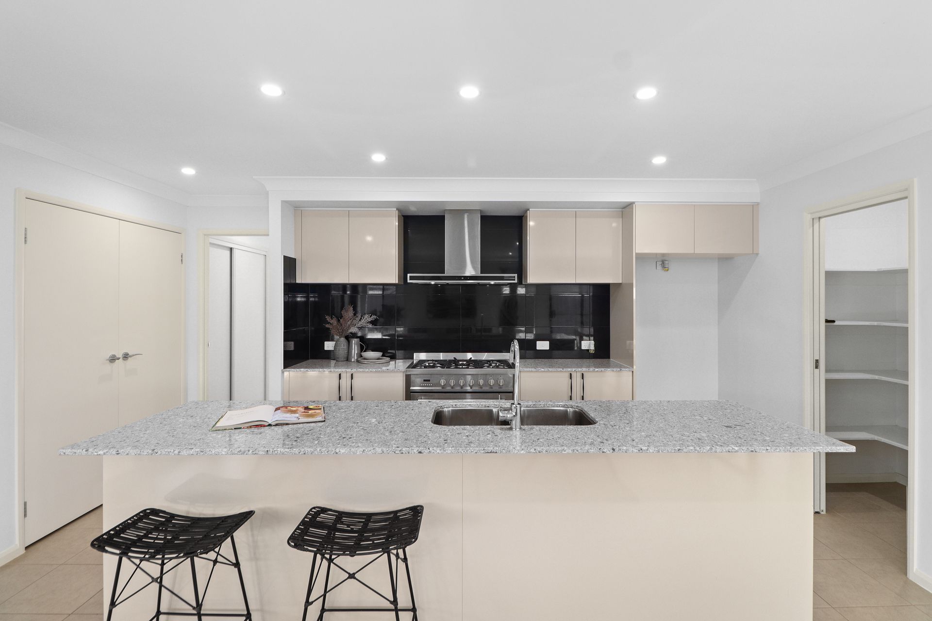 6 Callistemon Close, Paxton, Paxton - Thumbnail 6