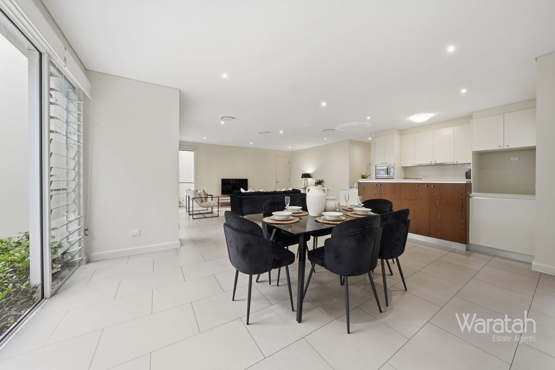 34 Waterstone Crescent Bella Vista NSW
 
 
 JUST LISTED,  - Thumbnail 7