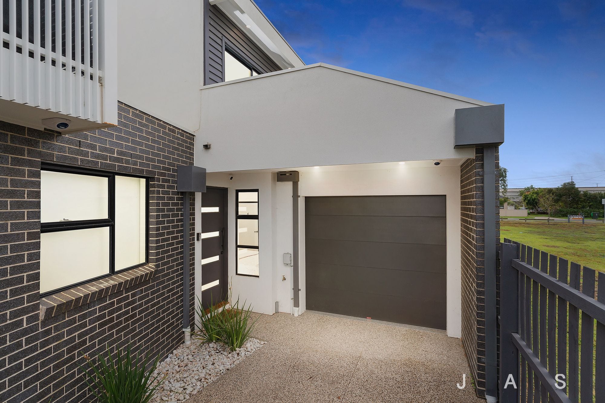3/9 Neal Court Altona North VIC, Altona North - Thumbnail 2