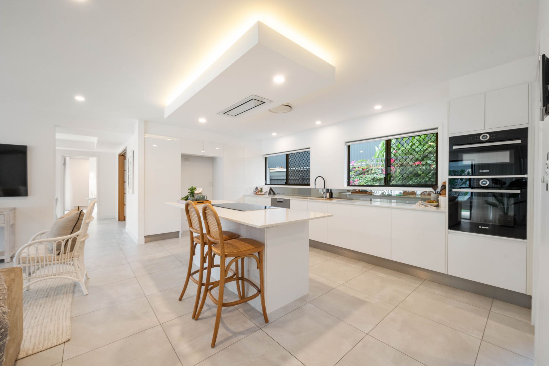 20 Sonder Street, Broadbeach Waters - Thumbnail 6