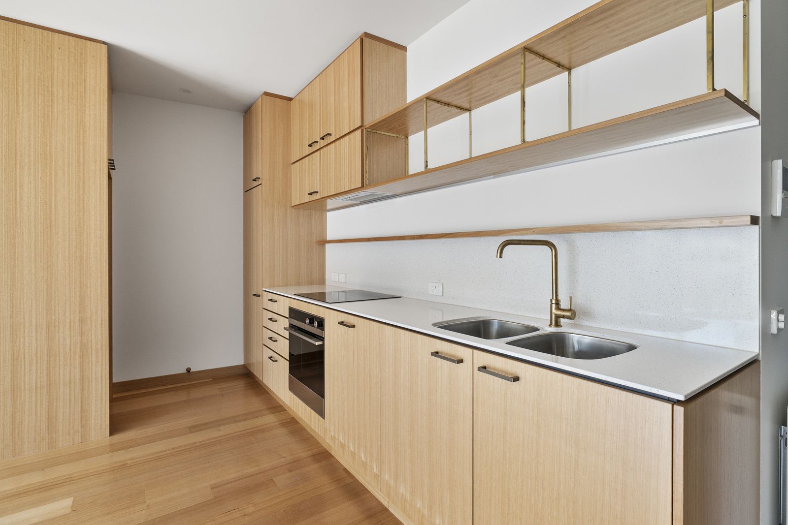 205/126 Bathurst Street, Hobart, Hobart - Thumbnail 4