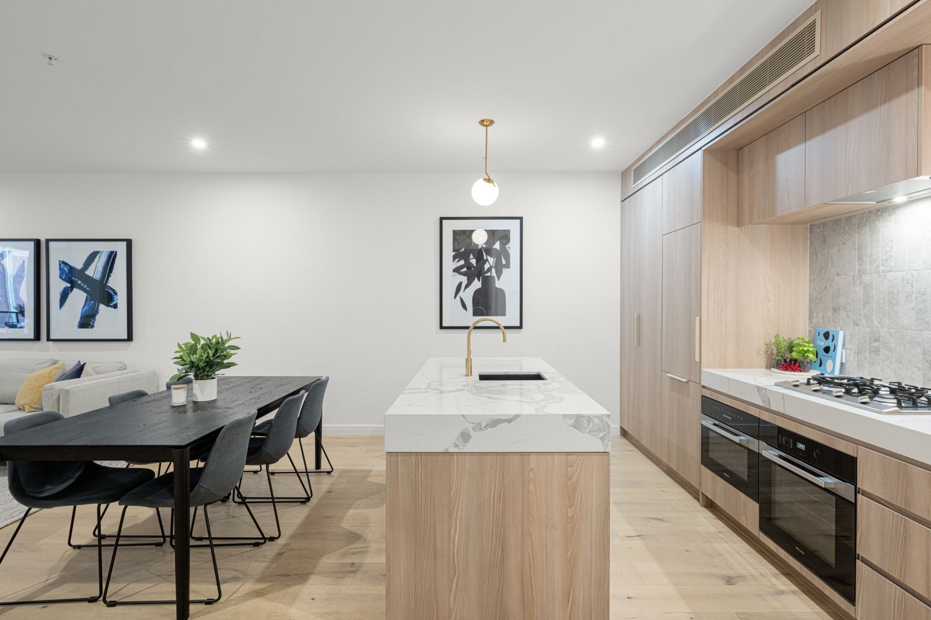 103/469 Riversdale Road, Hawthorn East, Hawthorn East - Thumbnail 2