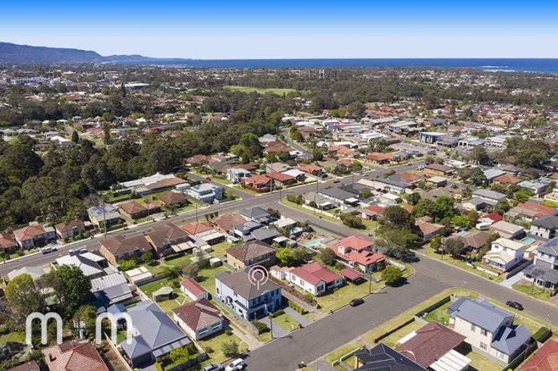 8 Wallace Road, Fernhill - Thumbnail 2