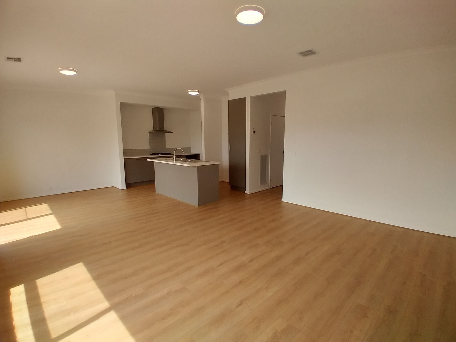 43 Altar Street, Truganina - Thumbnail 6
