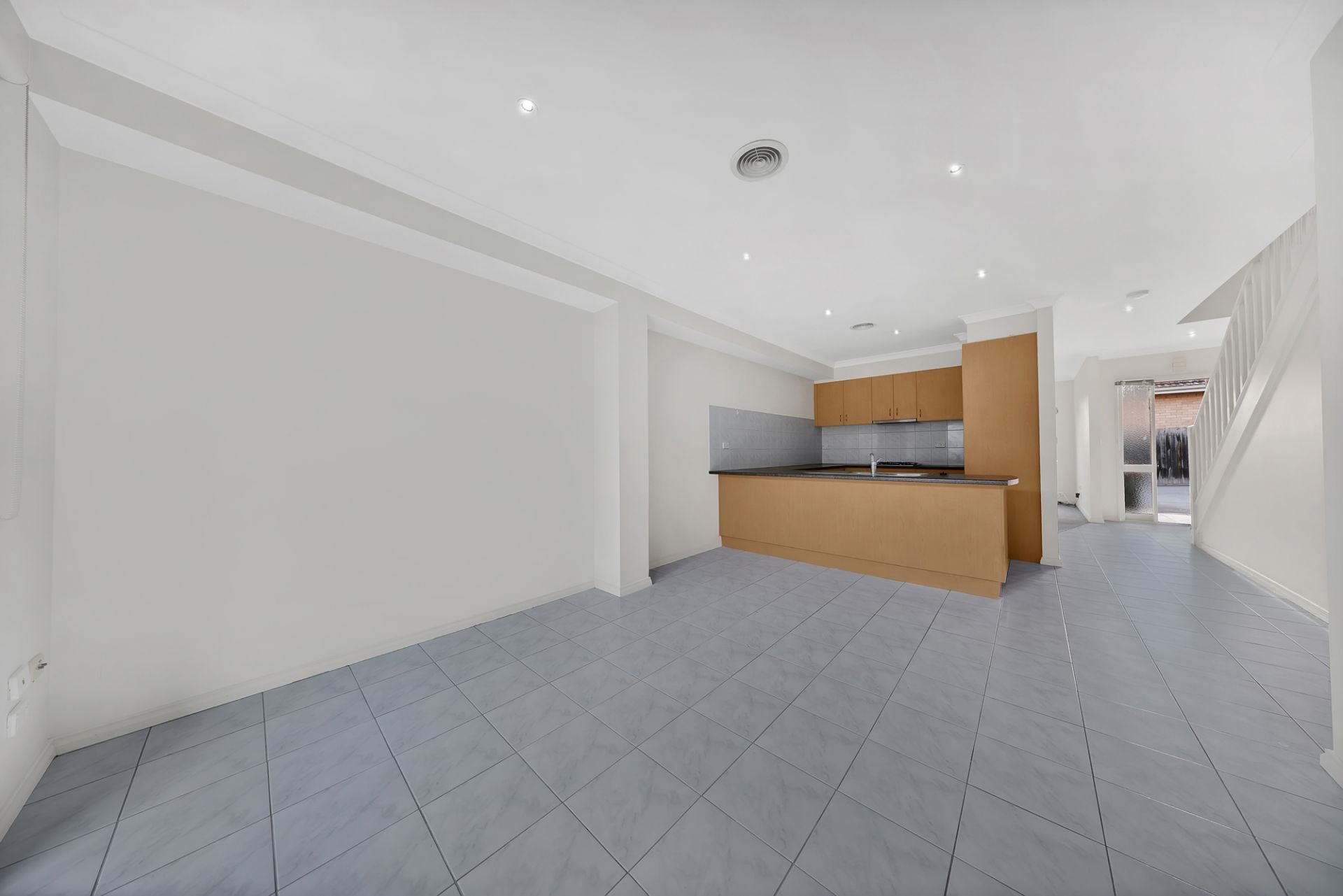 Modern Comfort & Convenience in Prime Reservoir Location
