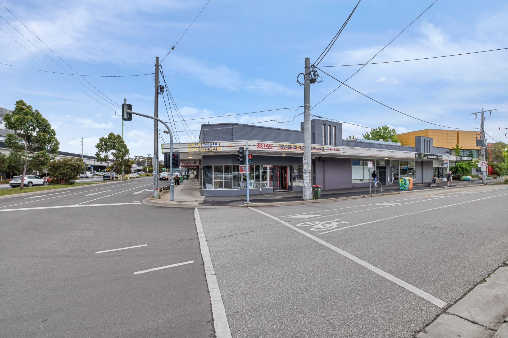 Prime Retail Opportunity in the Heart of Reservoir