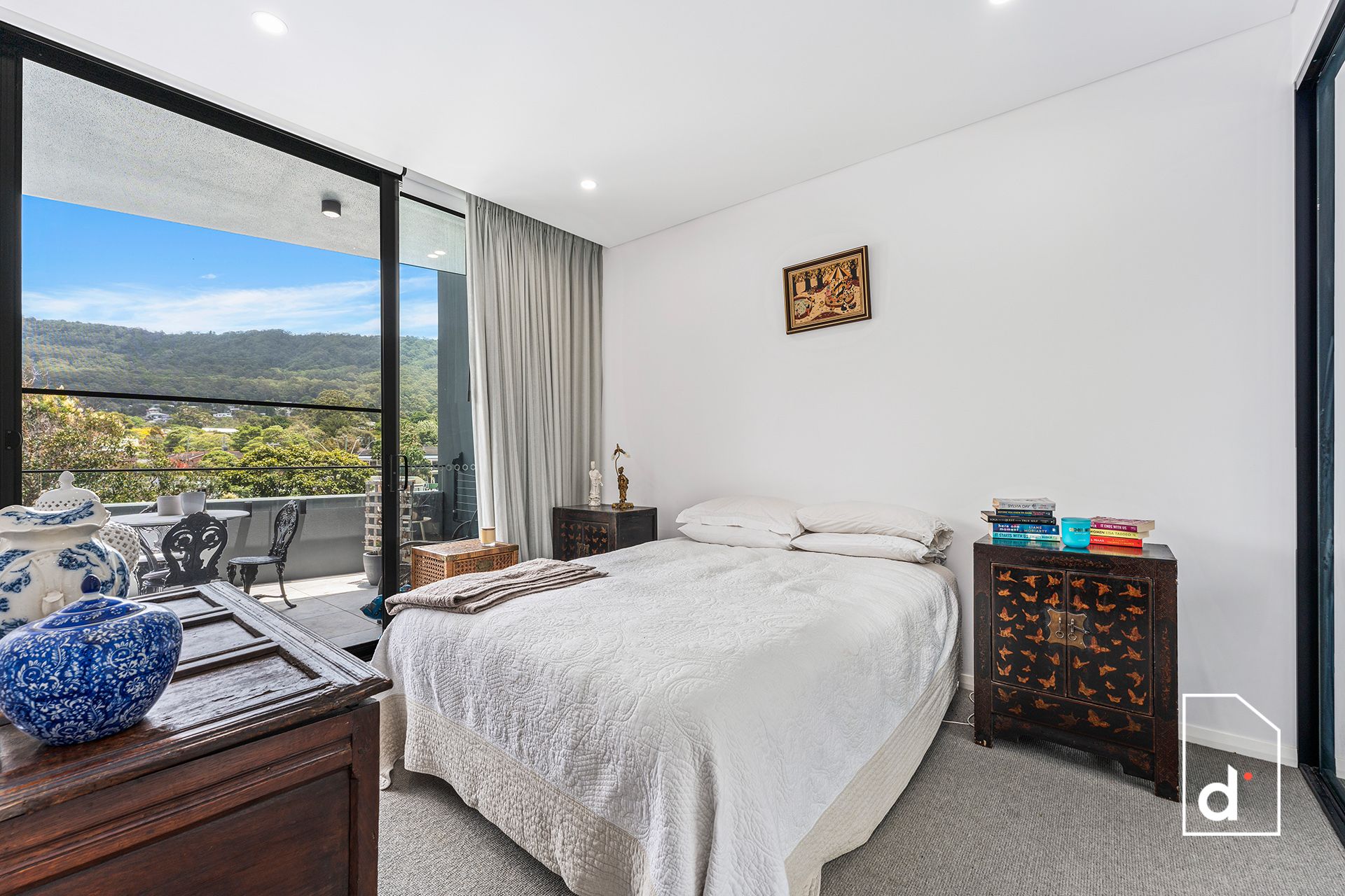 202/8 Railway Parade, Thirroul NSW