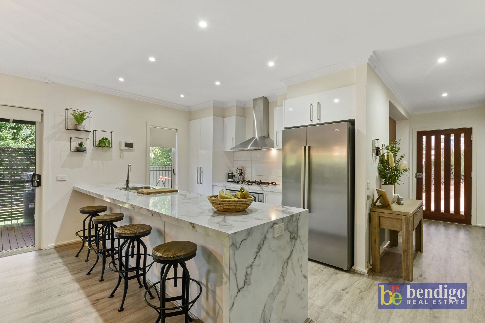 10 Benwerren Close Strathdale VIC, Strathdale - Thumbnail 2