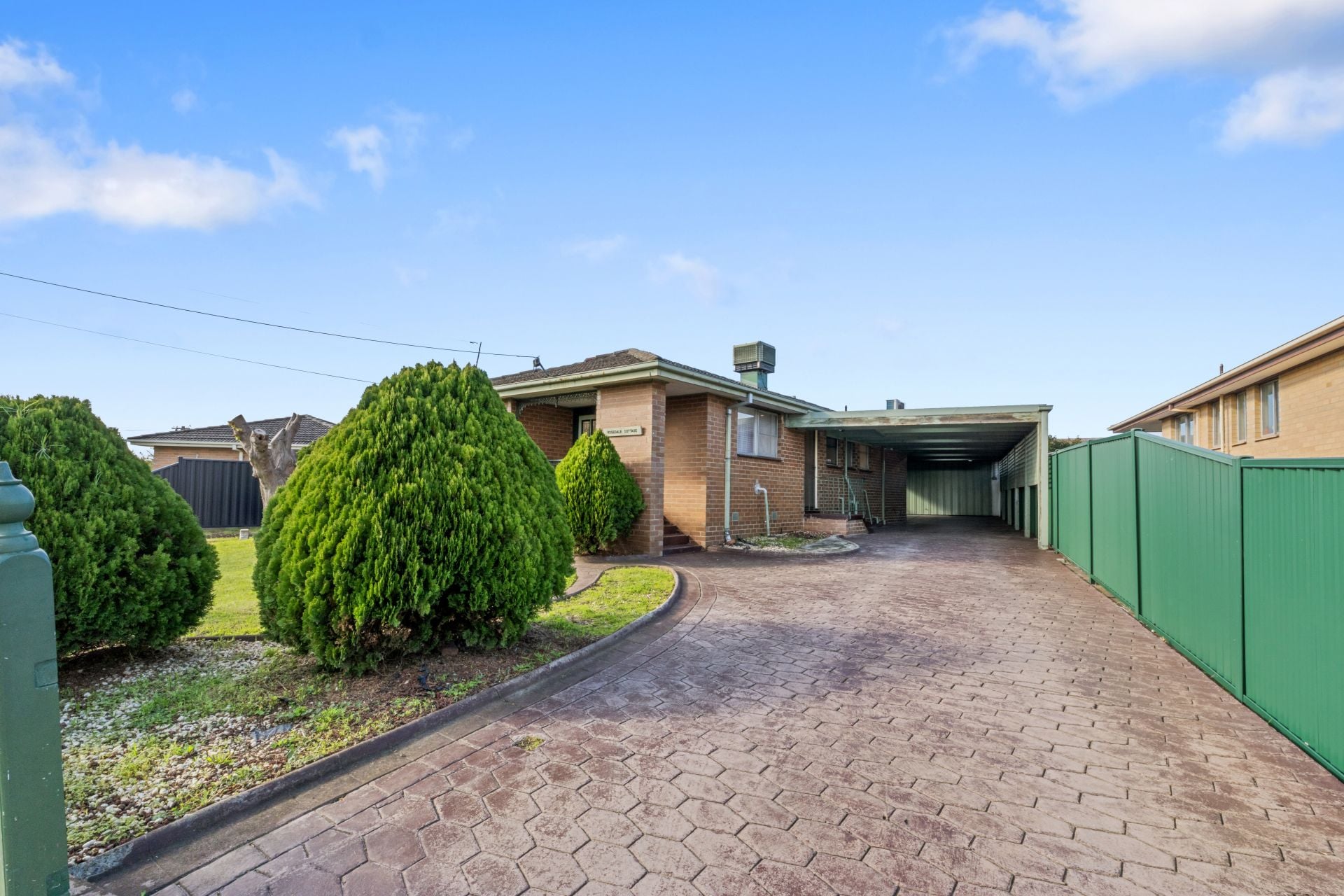 Comfortable Family Living in a Convenient Location