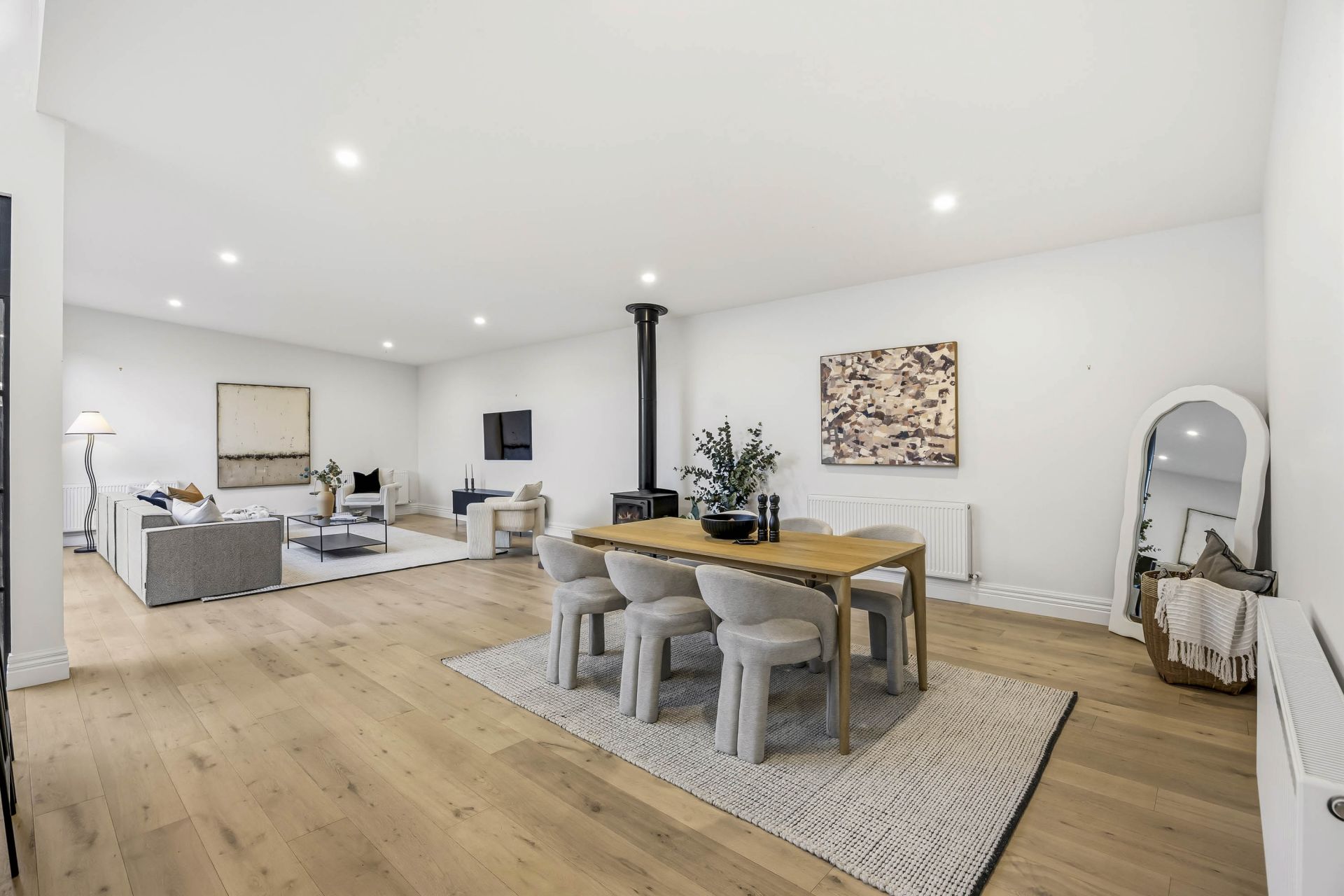 9 Burnbank Street, Lake Wendouree, Lake Wendouree - Thumbnail 8