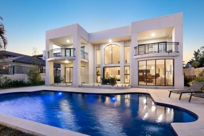Grand-Scale, Refined Waterfront Elegance
