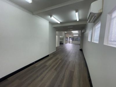 VERSATILE GROUND FLOOR OFFICE/CONSULTING