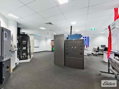 HIGH EXPOSURE GROUND FLOOR RETAIL/OFFICE!