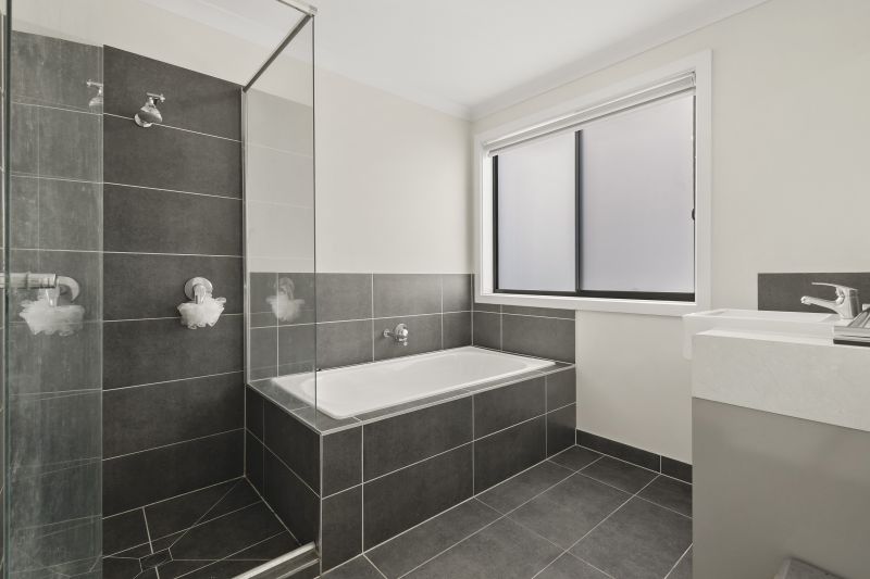 52 Aberfeldy Grove, Wollert