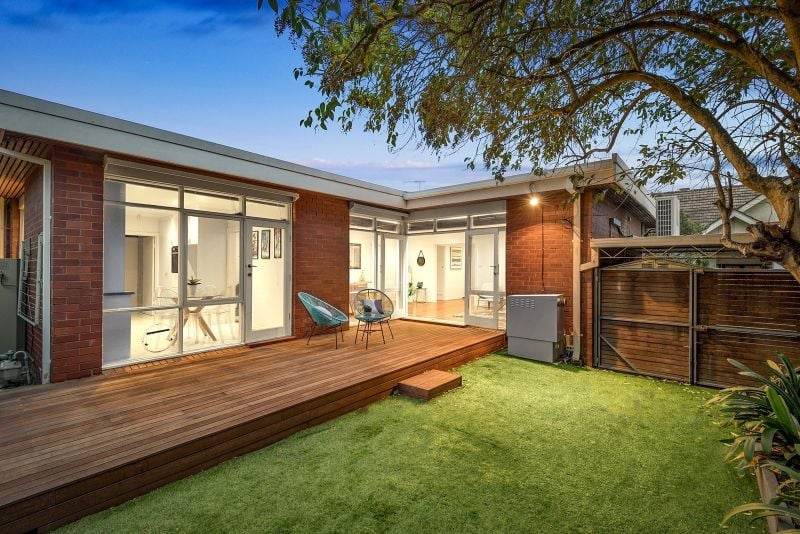 1/5 Meadow Street, St Kilda East - Thumbnail 2