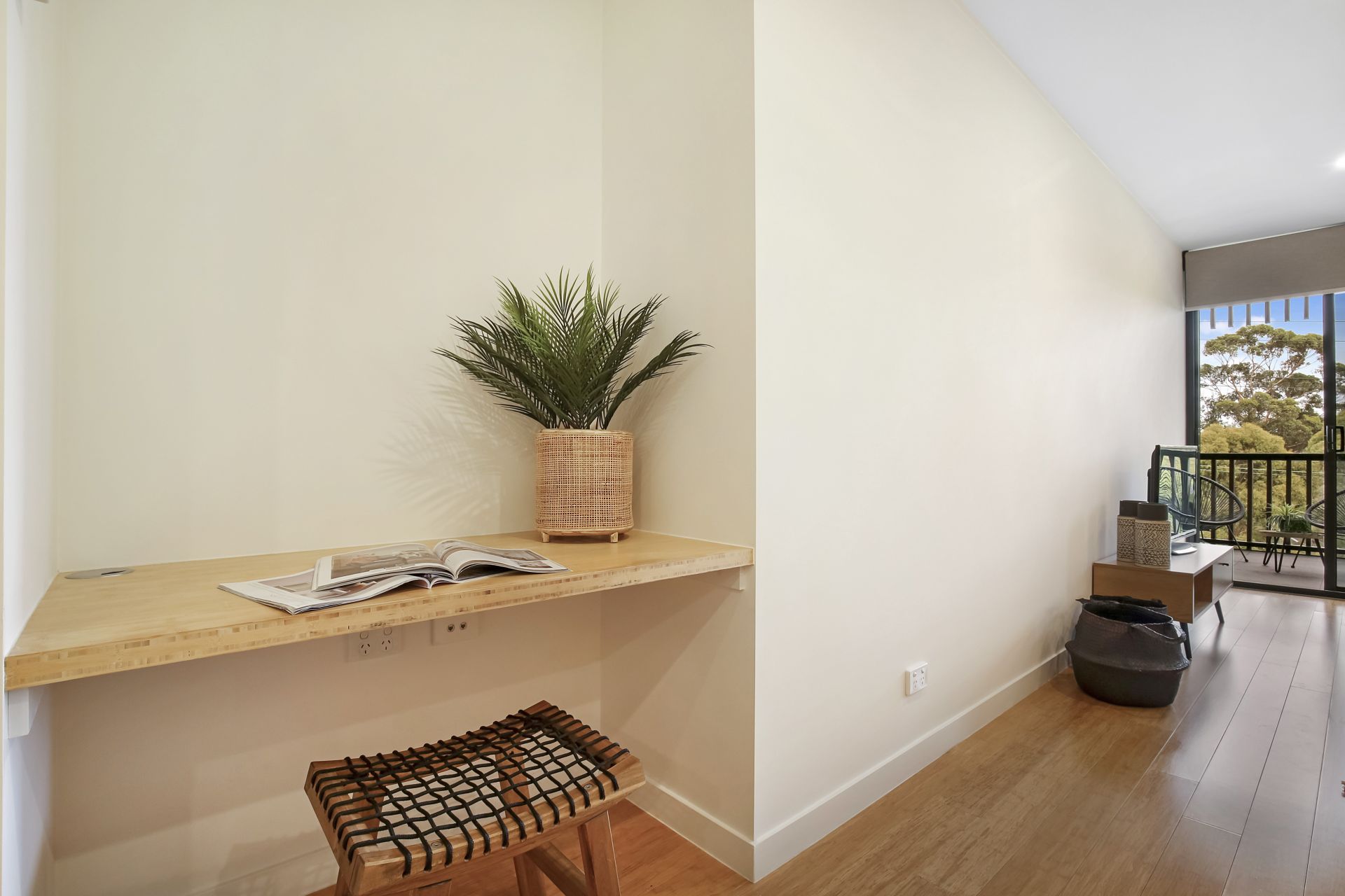 Spacious apartment in ideal location