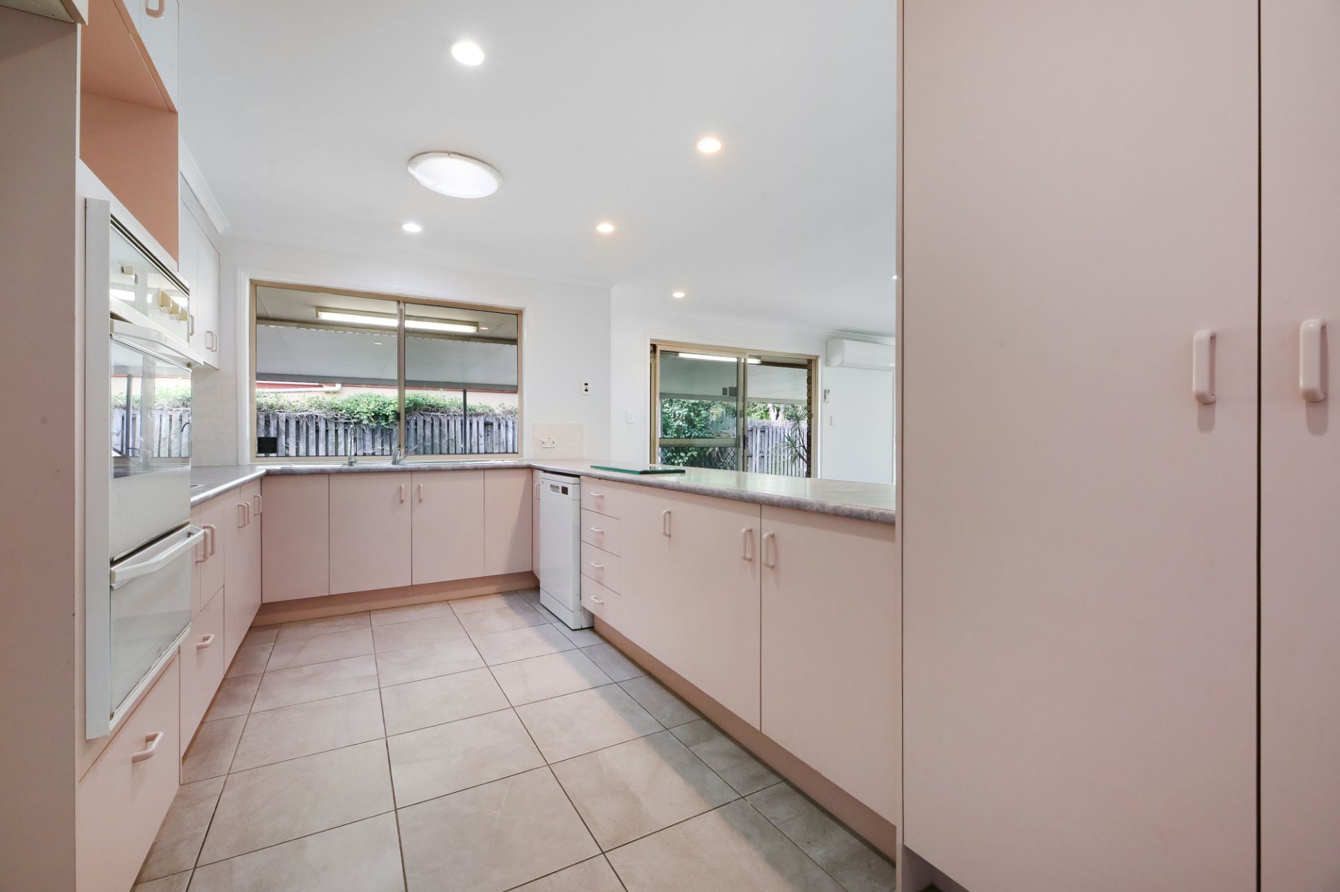 41 Lakeshore Drive, Helensvale, Helensvale - Thumbnail 6