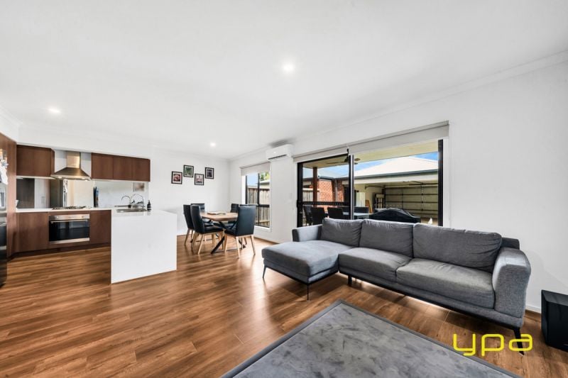 35 Killearn Avenue Cranbourne West VIC, Cranbourne West - Thumbnail 3