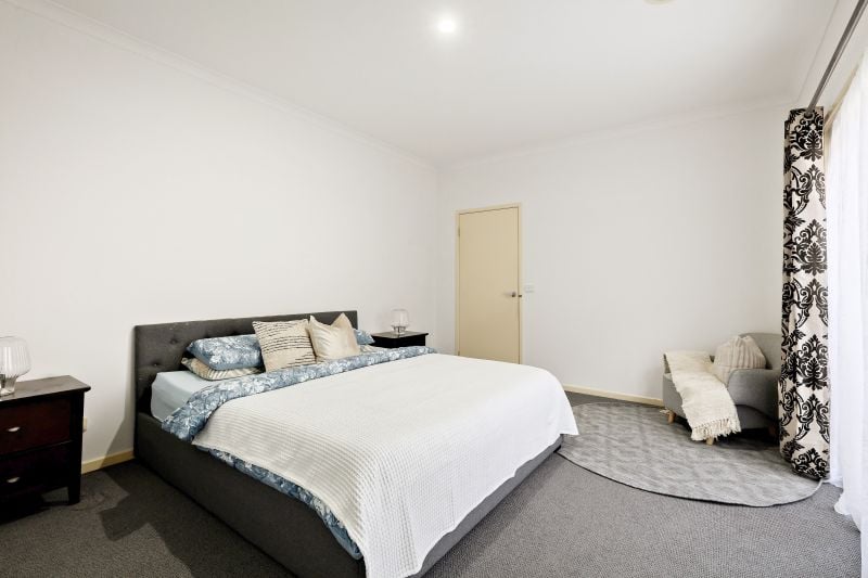 12 Inverloch Street, Epping