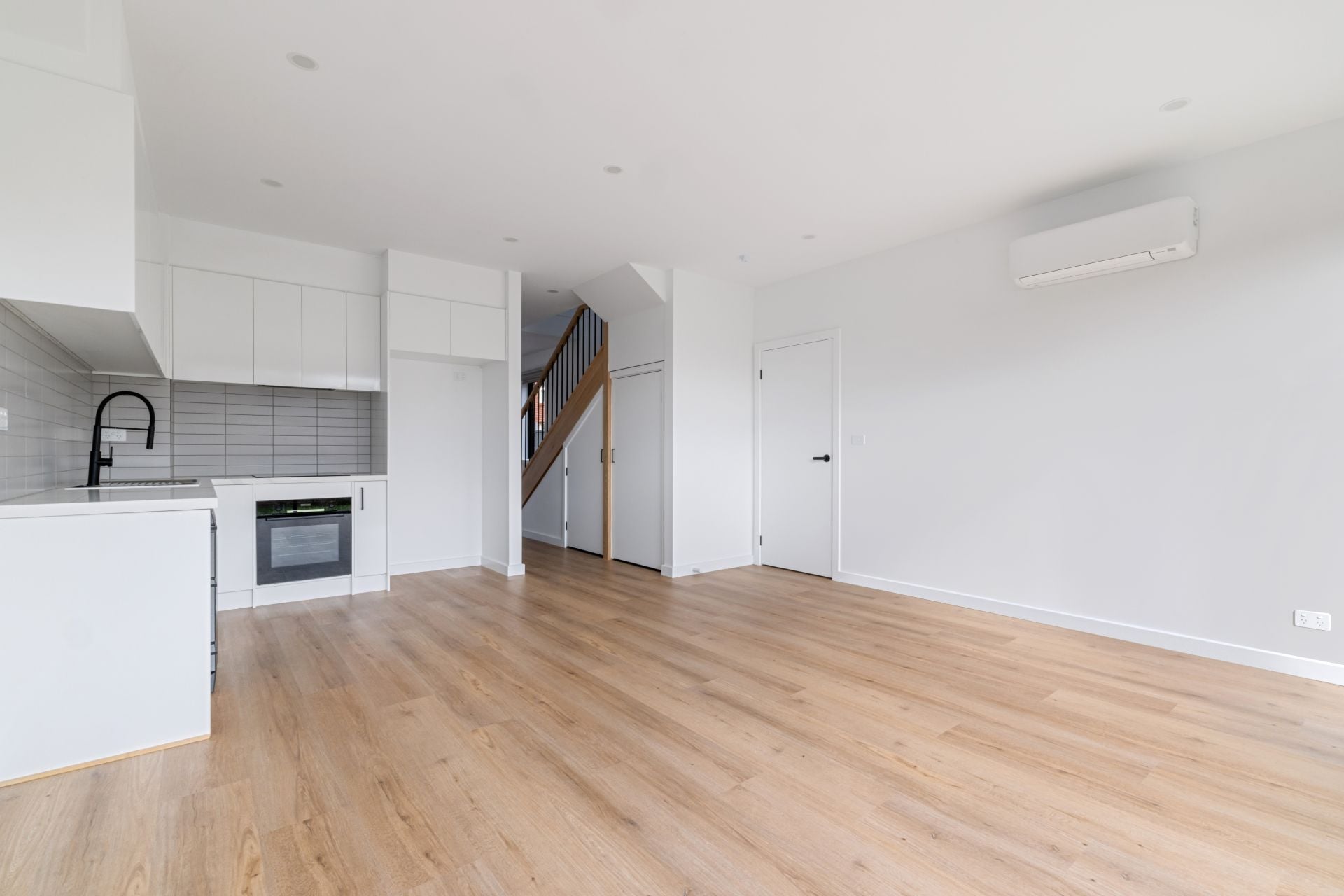 Contemporary Style, Effortless Living & Prime Reservoir Location