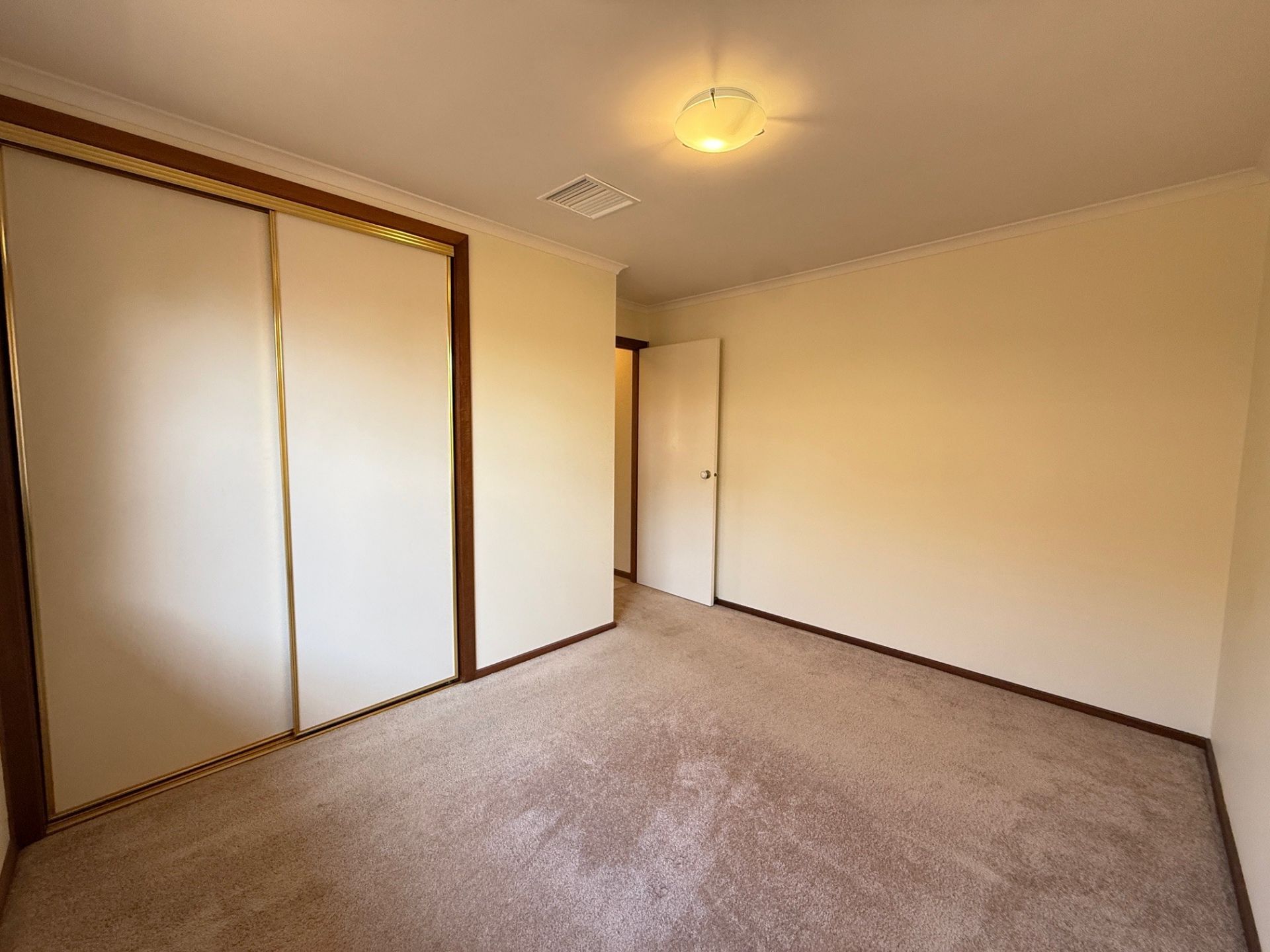 7 Elystan Road, Altona Meadows - Thumbnail 8