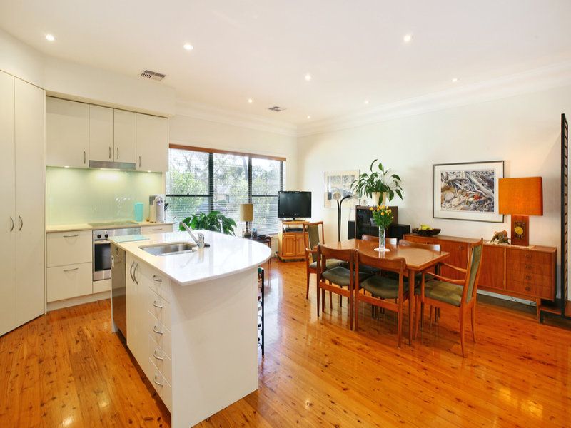 190 Gannons Road, CARINGBAH SOUTH, Caringbah South - Thumbnail 2