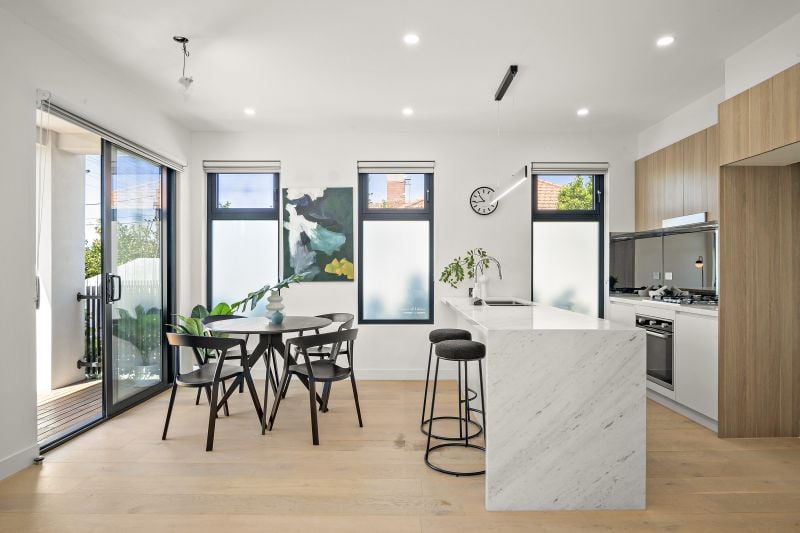 1/411 Murray Road, Preston