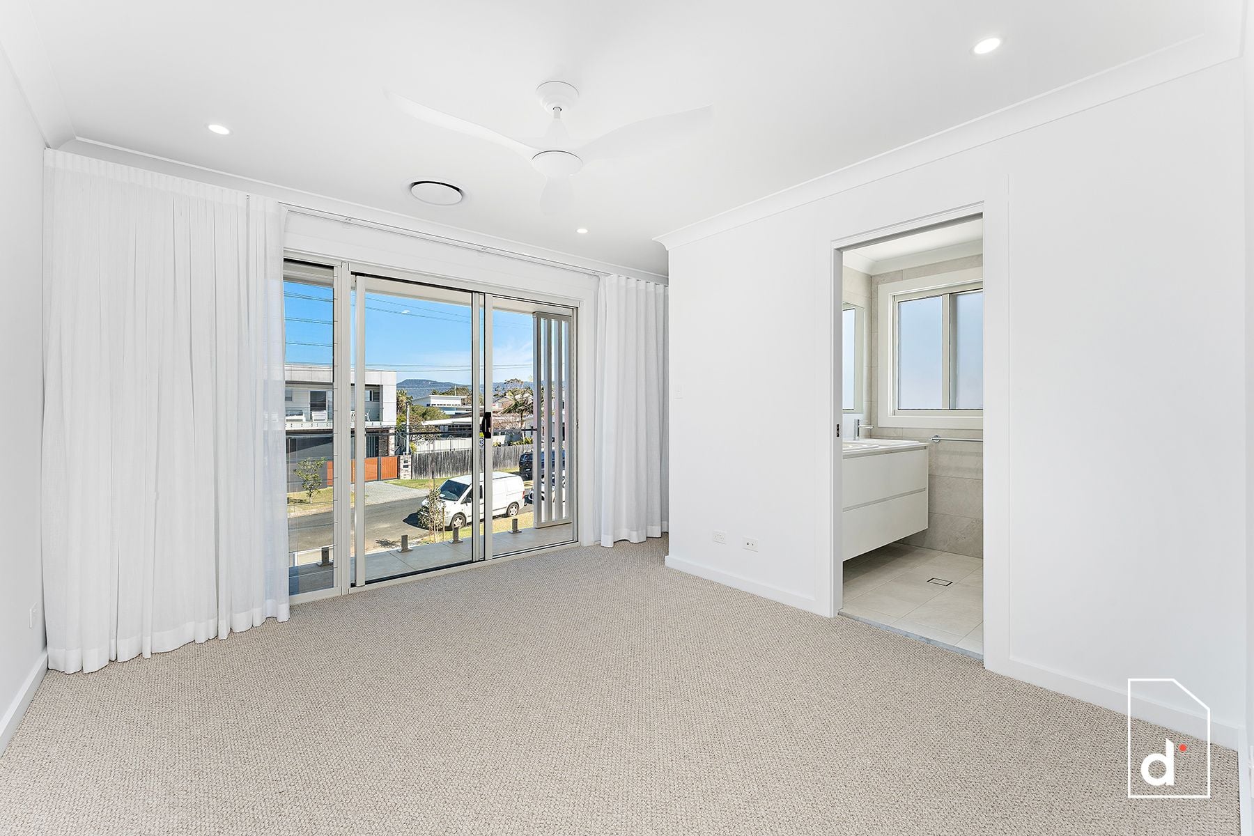 16B Robertson Road, Woonona NSW