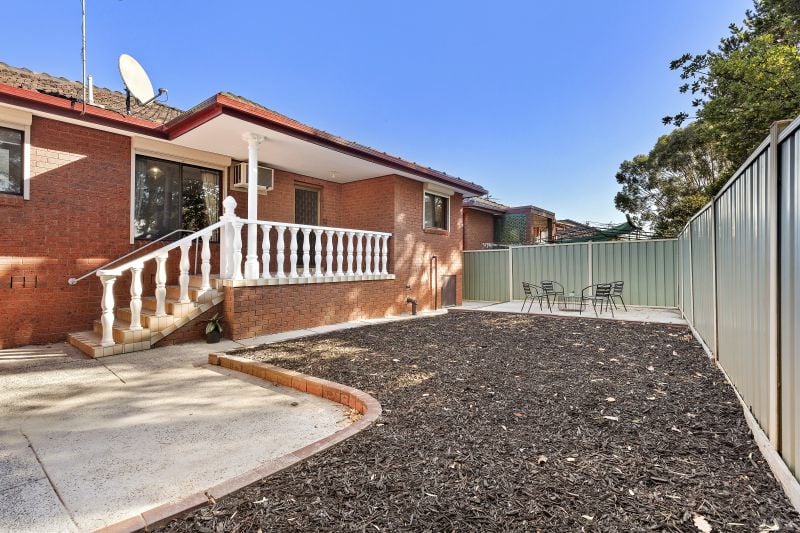 8 Maritana Crescent, Thomastown