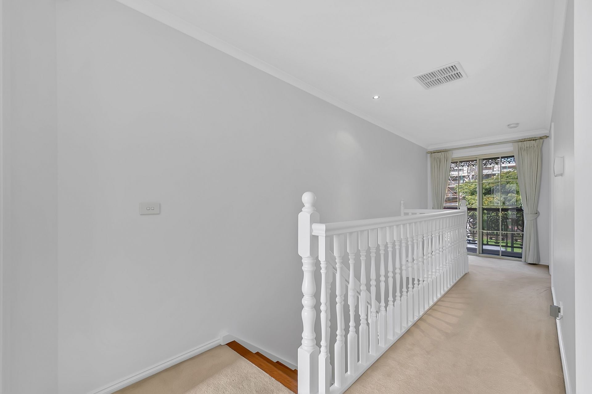 Impeccable Townhouse Set Amongst Convenient Surrounds