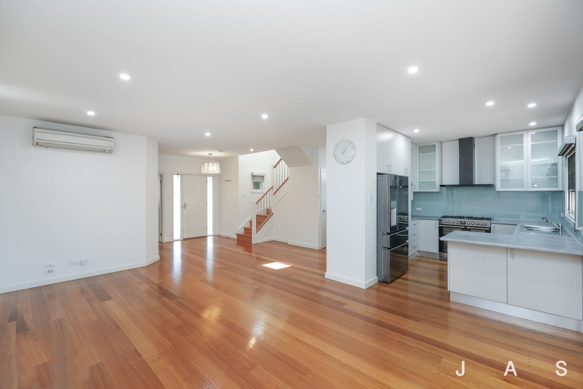 7 Swan Street Footscray VIC, Footscray - Thumbnail 7