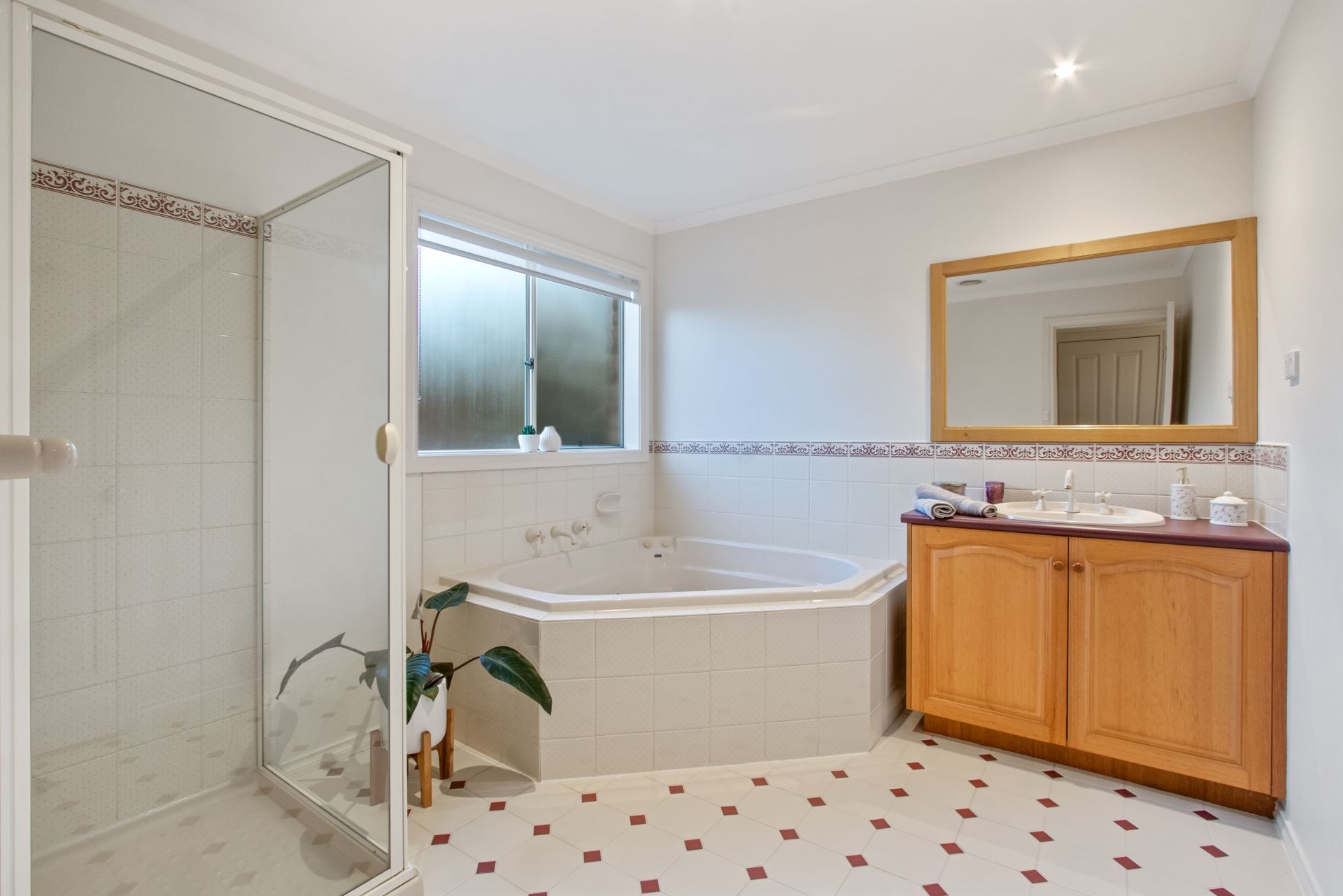 Display Home Standards
OFFERS CLOSE BY 21st OCTOBER @ 6PM (Unless Sold Prior)
