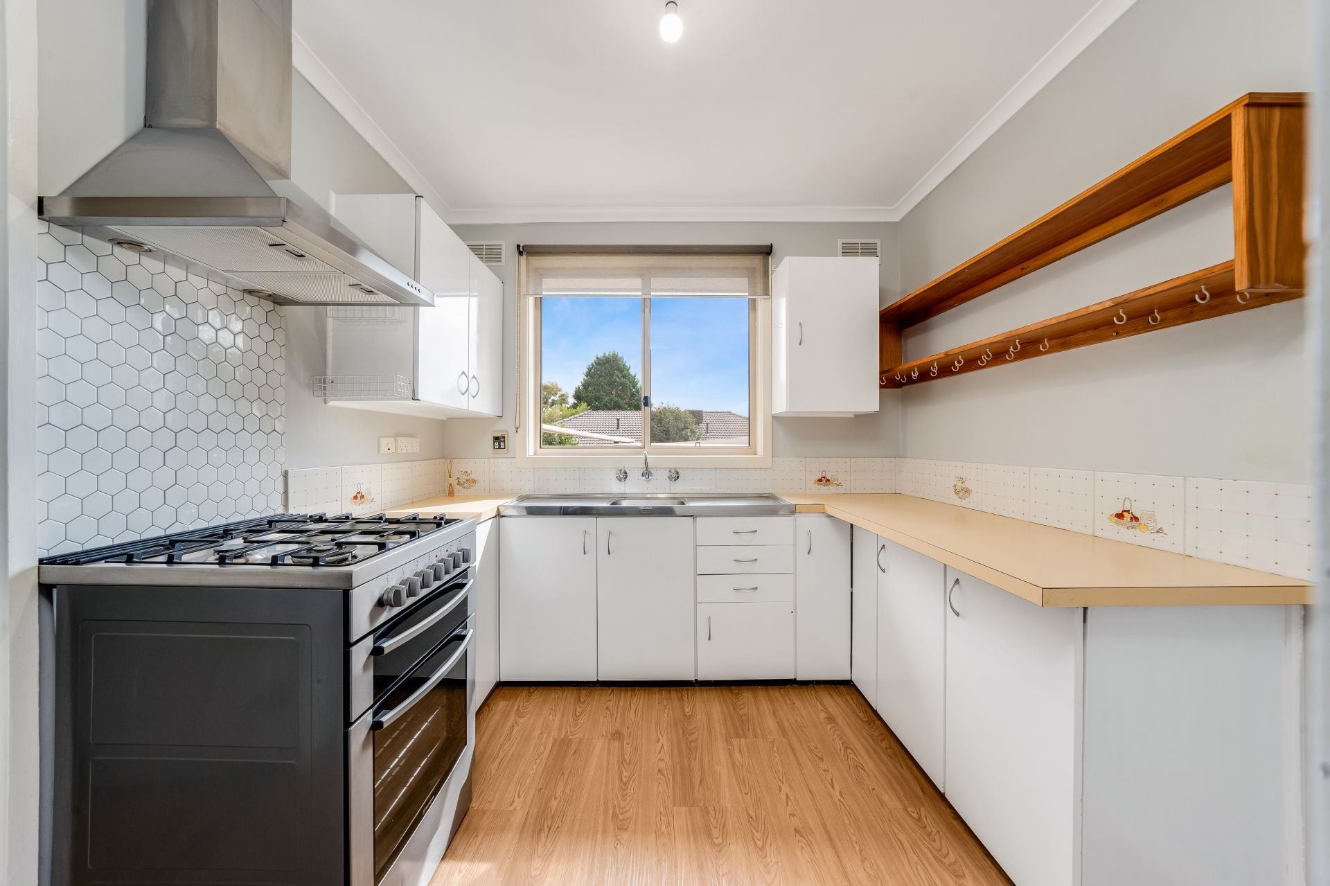 7 Queenbar Road, Queanbeyan, Queanbeyan - Thumbnail 5