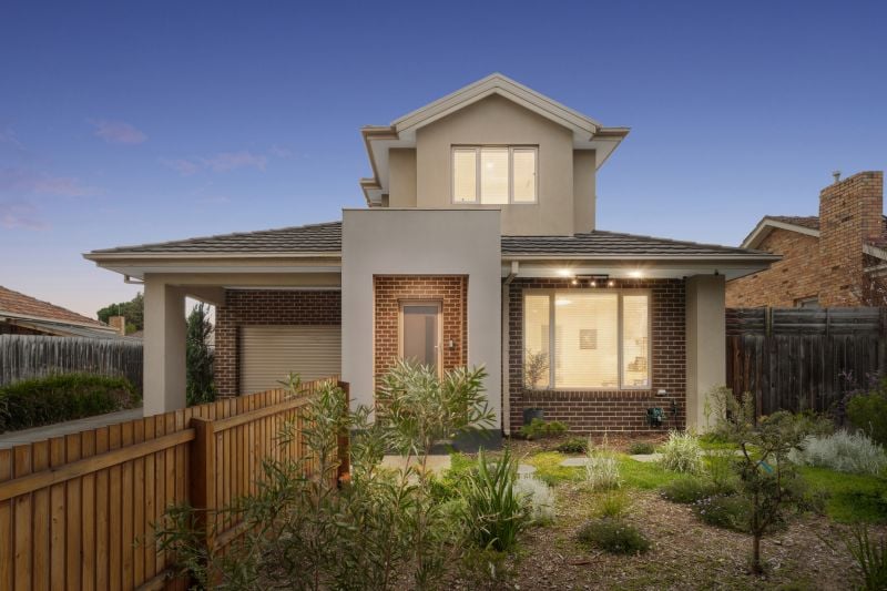 1/123 Boldrewood Parade, Reservoir