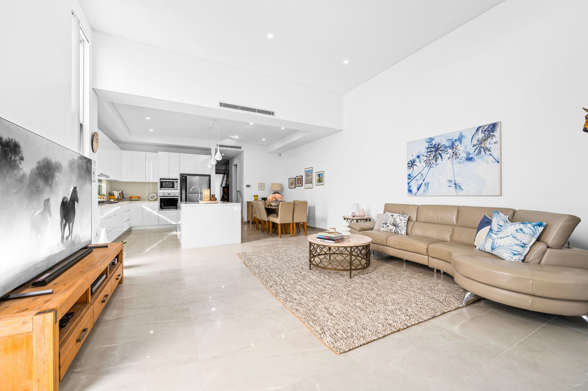 27a Crammond Boulevard Caringbah NSW, Caringbah - Thumbnail 4