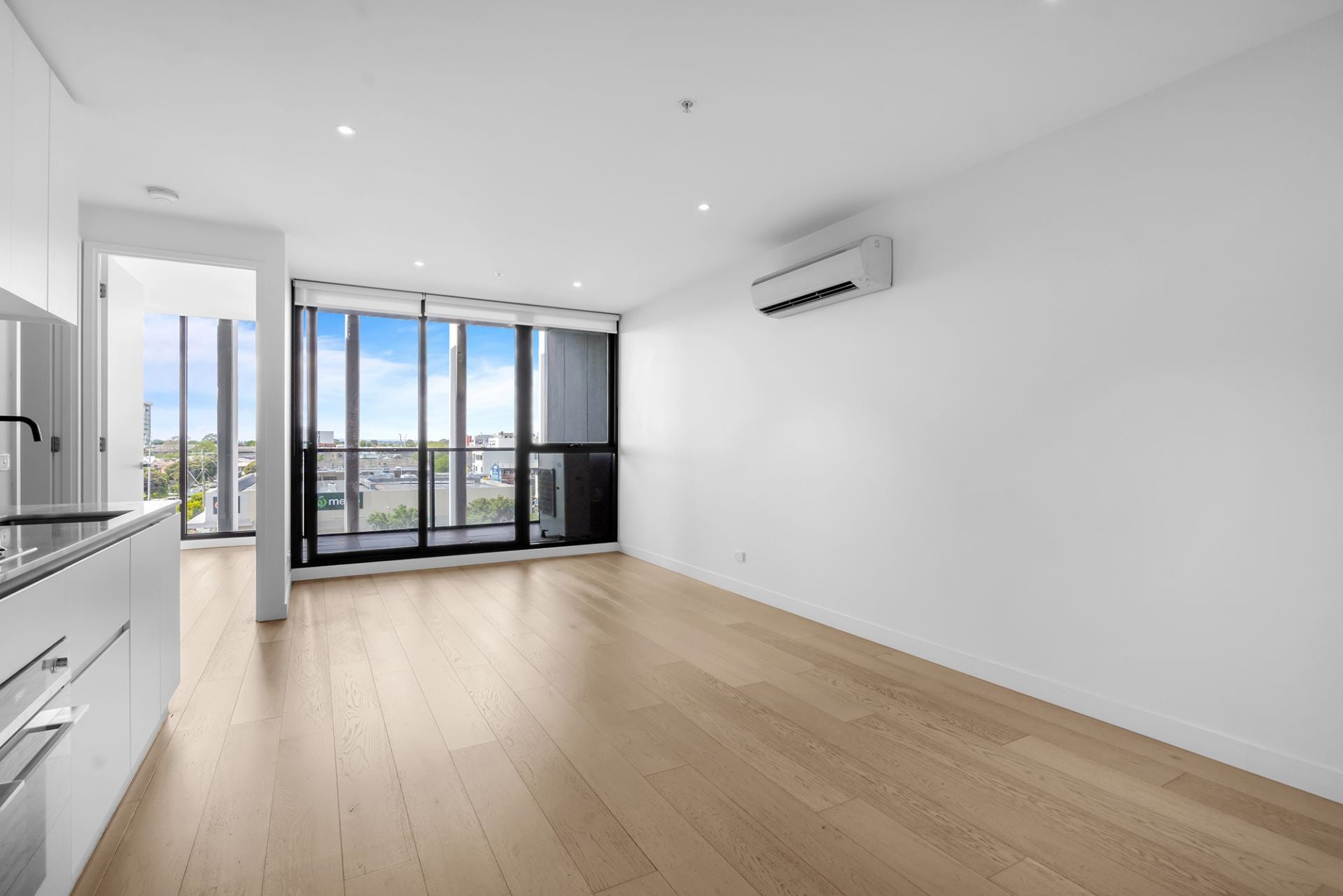 308/276 Neerim Road Carnegie VIC, Carnegie - Thumbnail 3