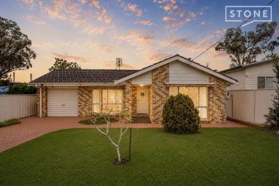 13 Monterey Avenue, Mannering Park, Mannering Park - Image 1