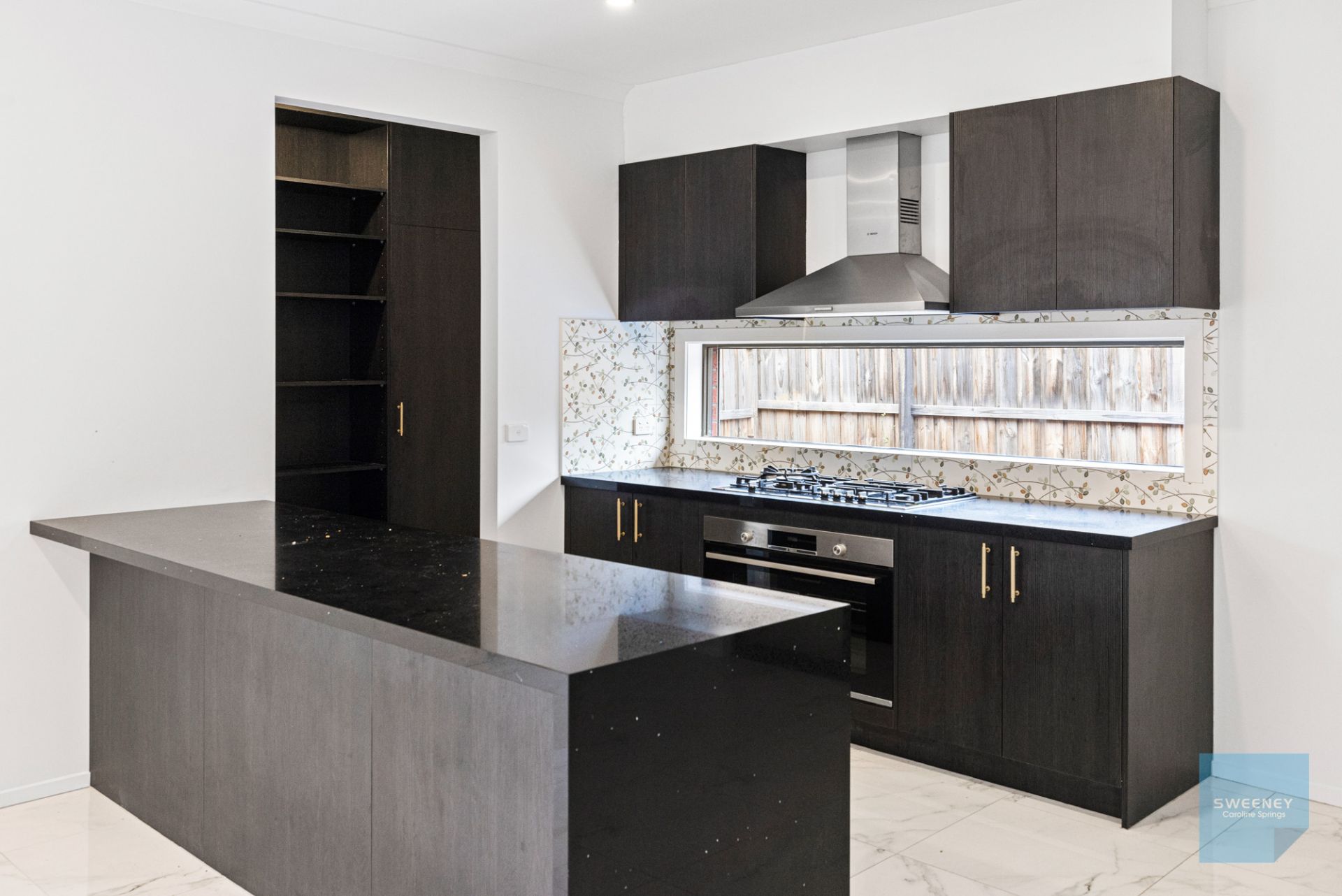 10 Brimba Road, Deanside - Thumbnail 3
