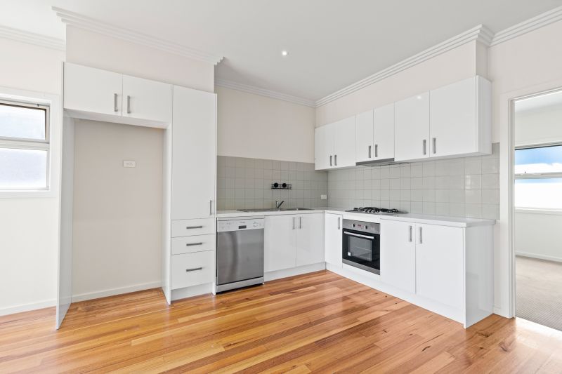 11/13 Elsey Road, Reservoir