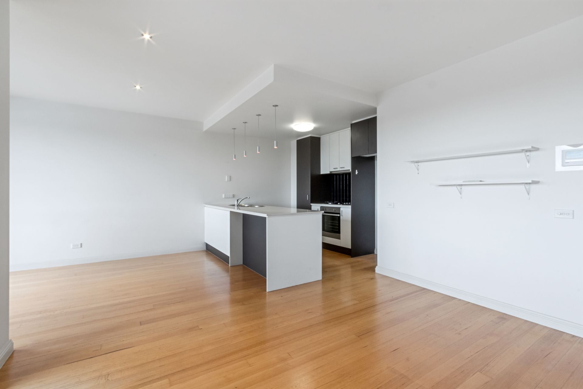 Chic 2-Bedroom at Excelsior Apartments