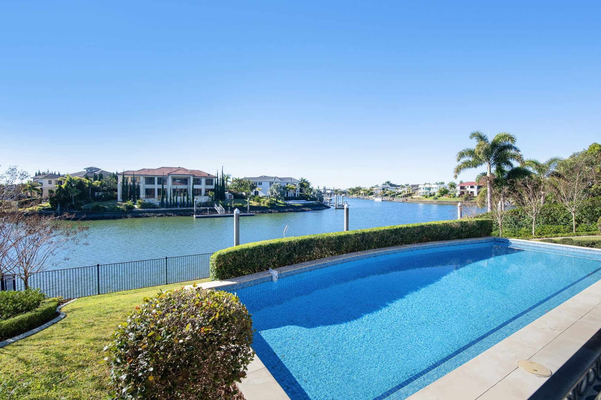 3112 Riverleigh Drive, Hope Island - Thumbnail 3