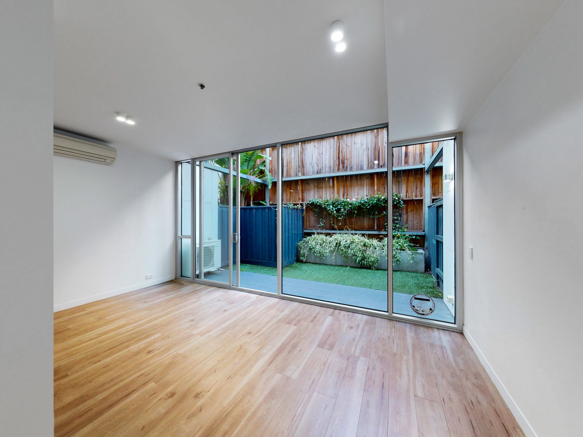 14/4 Bik Lane, Fitzroy North - Thumbnail 4