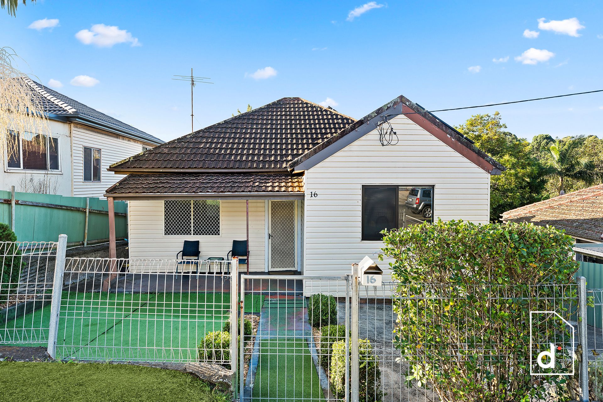 16 McGovern Street, Cringila NSW 2502